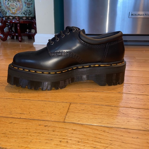 dr. martens 8053 quad black polished leather smooth platforms - Picture 2 of 4